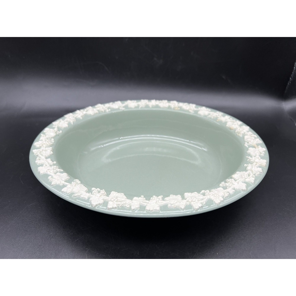 Vintage Wedgewood Etruria&Barlaston Celadon Green Oval Veggie Bowl 10"x 8.75"